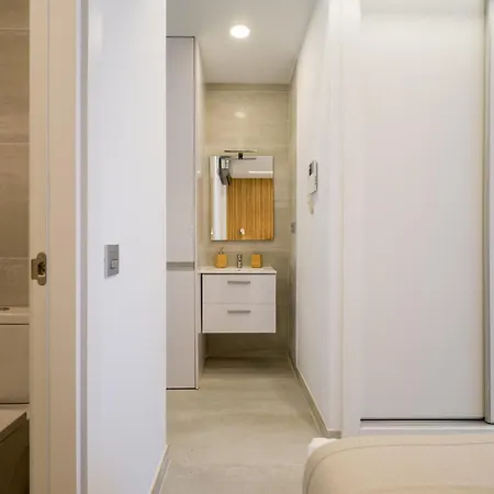 Apartmán In Canteras By The
